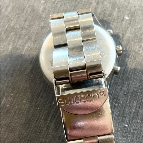 Rare Swatch Gold and silver  Chronograph Watch - Picture 5 of 6